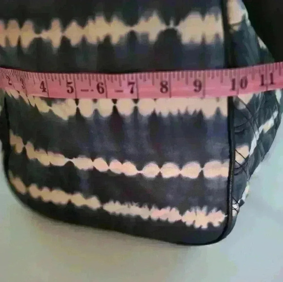 Jessica Simpson Weekender Overnight Tote Carry On Navy Tie Dyed - Picture 12 of 13